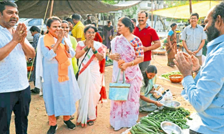 Lok Sabha Election: ಮೋದಿಯವರ ಜನಪರ ಆಡಳಿತ ಬೆಂಬಲಿಸಿ: ಗಾಯತ್ರಿ ಸಿದ್ದೇಶ್ವರ