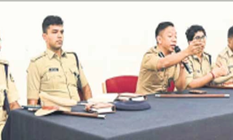 ಬೆಳಗಾವಿ: ಹಬ್ಬದ ವೇಳೆ ಹದ್ದು ಮೀರಿದರೆ ಹುಷಾರ್‌-ಪೊಲೀಸ್‌ ಕಮಿಷನರ್‌ ಮಾರ್ಟಿನ್‌