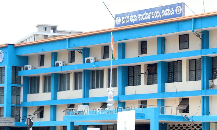 Udupi: ನಗರಸಭೆ ಪೌರಾಯುಕ್ತರಿಗೆ ನೋಟಿಸ್‌