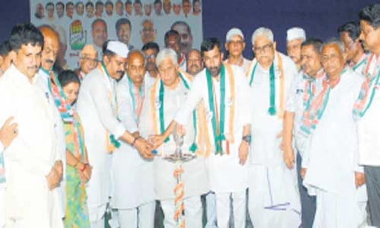 ಗದಗ: ಹಗಲುಗನಸು ಕಾಣುತ್ತಿದ್ದಾರೆ ಬೊಮ್ಮಾಯಿ