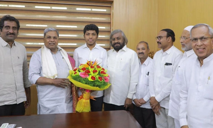 Loksabha: ಬೀದರ್ ಕ್ಷೇತ್ರಕ್ಕೆ ಸಾಗರ ಖಂಡ್ರೆ ಹೆಸರು ಅಂತಿಮ; ಸಿಎಂ ಭೇಟಿಯಾದ ಈಶ್ವರ್