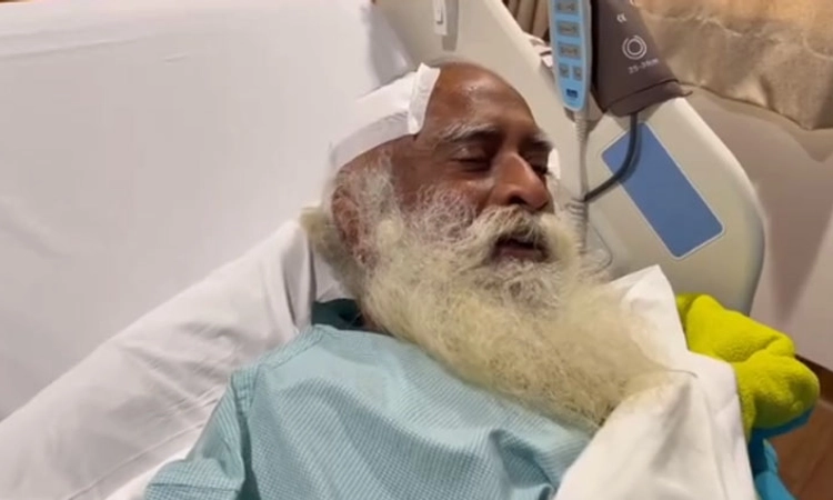 Sadhguru ಜಗ್ಗಿ ವಾಸುದೇವ್ ಮೆದುಳಿನಲ್ಲಿ ತೀವ್ರ ರಕ್ತಸ್ರಾವ: ತುರ್ತು ಶಸ್ತ್ರಚಿಕಿತ್ಸೆ