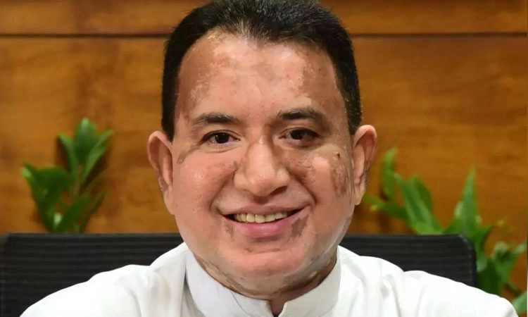 Mangaluru: ಸಂತ ಅಲೋಶಿಯಸ್‌ ವಿ.ವಿ. ಪ್ರಥಮ ಕುಲಪತಿಯಾಗಿ ಡಾ| ಪ್ರವೀಣ್‌ ಮಾರ್ಟಿಸ್‌