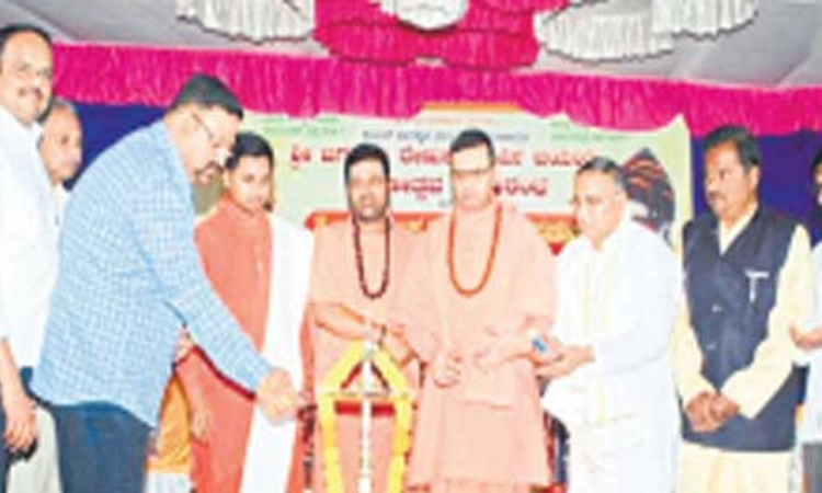 ಶಿವಜ್ಞಾನದಿಂದ ಬದುಕು ಬೆಳಗಬಲ್ಲದು: ಮಲ್ಲಿಕಾರ್ಜುನ ಶ್ರೀ