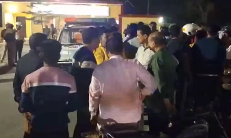 Tragedy: ಕೊಡಲಿಯಿಂದ ಕೊಚ್ಚಿ 2 ಮಕ್ಕಳ ಹತ್ಯೆ ಮಾಡಿದ ಕ್ಷೌರಿಕ ಎನ್​ಕೌಂಟರ್​ನಲ್ಲಿ ಮೃತ್ಯು