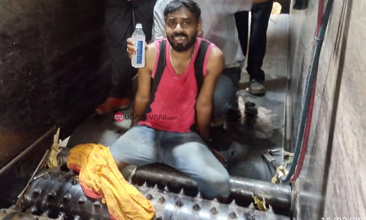 Dandeli: ಯಂತ್ರದಡಿ ಸಿಲುಕಿದ ಕಾರ್ಮಿಕ: ಕಾಲುಗಳಿಗೆ ಗಂಭೀರ ಗಾಯ