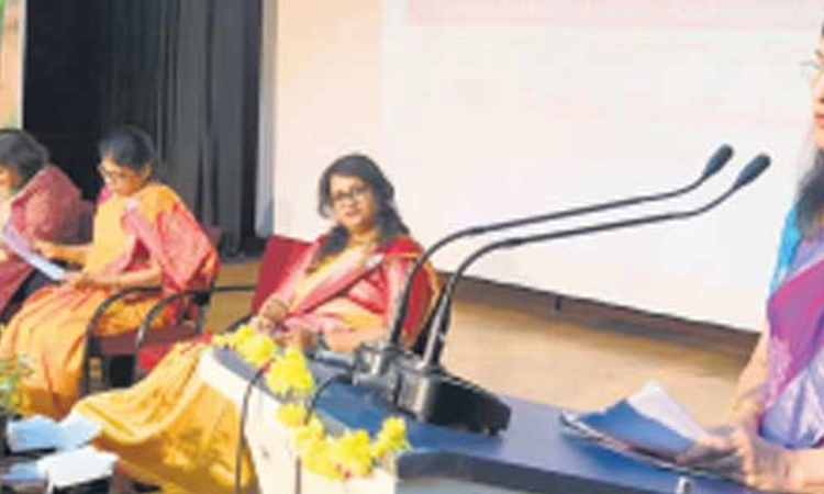 ಧಾರವಾಡ: ದೇಶದ ರಾಜಕೀಯದಲ್ಲಿ ಮಹಿಳೆಗೆ ಮಹತ್ವದ ಸ್ಥಾನ