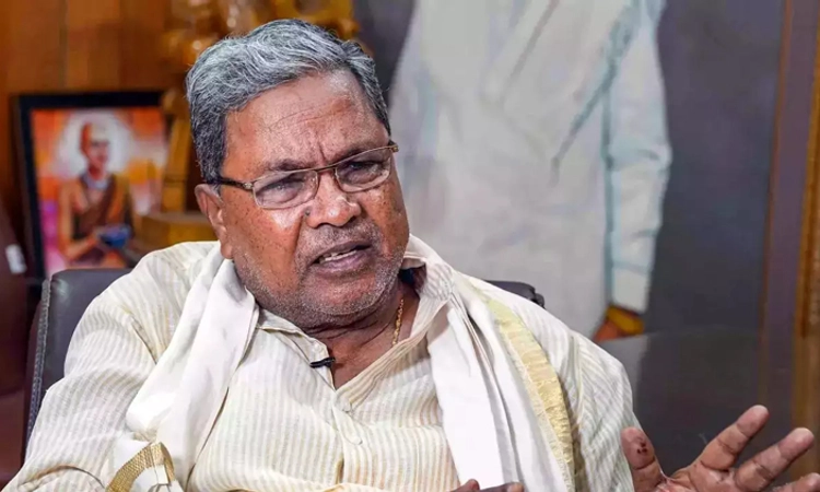 ಏಳನೇ ವೇತನ ಆಯೋಗ ವರದಿ ಸಲ್ಲಿಕೆ… ಶೇ. 27.5 ರಷ್ಟು ಹೆಚ್ಚಳಕ್ಕೆ ಶಿಫಾರಸು: ಸಿಎಂ