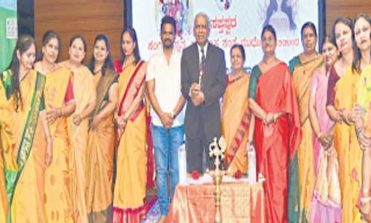 ಮುಧೋಳ-ದೇಶಸೇವೆಗಿಂತ ಶ್ರೇಷ್ಠ ಸೇವೆ ಮತ್ತೊಂದಿಲ್ಲ: ಹಲಗಲಿ