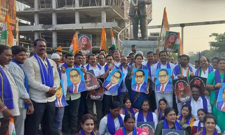 Davangere:ಡಾ| ಬಿ.ಆರ್. ಅಂಬೇಡ್ಕರ್ ಅವಹೇಳನ; ಶಾ ರಾಜೀನಾಮೆಗೆ ಒತ್ತಾಯಿಸಿ ಬೃಹತ್ ಪ್ರತಿಭಟನೆ