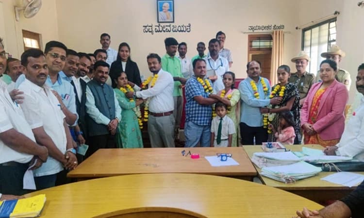 Rabkavi Banahatti: ಲೋಕ ಅದಾಲತ್ ನಲ್ಲಿ ಒಂದಾದ ದಂಪತಿಗಳು