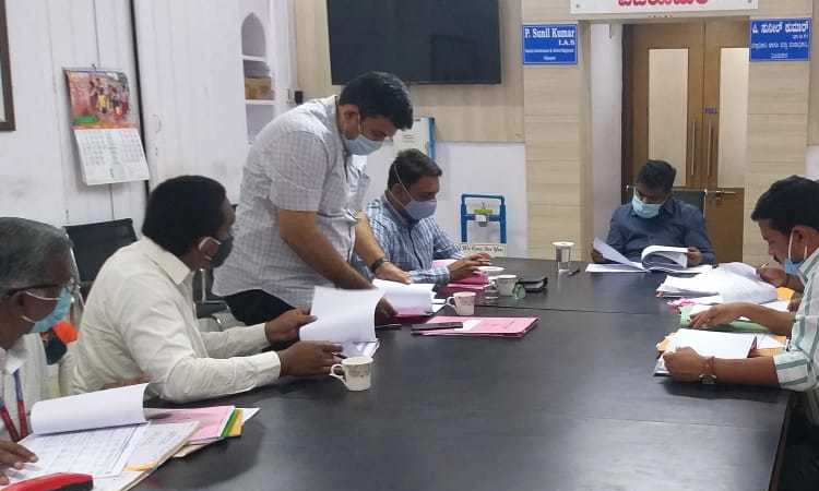ವಾರ್ಡ್‌ವಾರು ಆಸ್ತಿ ತೆರಿಗೆ ದರ ನಿಗದಿ : ಡಿಸಿ