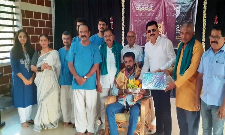 ಮೌಲ್ಯದ ಕಡೆ ಕೊಂಡೊಯ್ಯುವ ರಂಗಭೂಮಿ : ಭಂಡಾರಿ