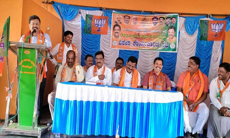 ದೇಶದಲ್ಲಿ ಕಾಂಗ್ರೆಸ್‌ ಗಿಲ್ಲ ಅಸ್ತಿತ್ವ