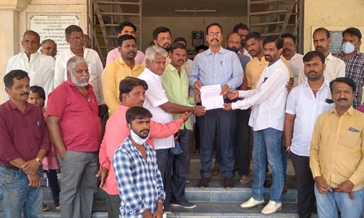 ಹೋಳಿ; ನಿಷೇಧ ಸೀಮಿತಗೊಳಿಸಲು ಆಗ್ರಹ