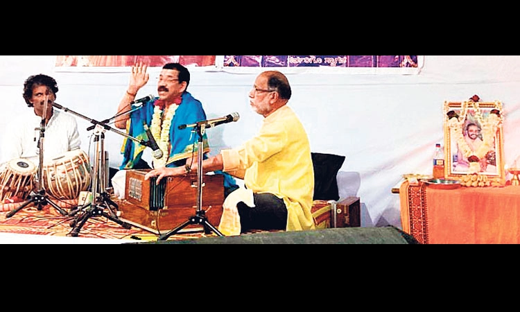 ನೆರೂಲ್‌ ಶ್ರೀ ಶನೀಶ್ವರ ಮಂದಿರದಲ್ಲಿ ಹರಿಕಥಾ ಕಾಲಕ್ಷೇಪ