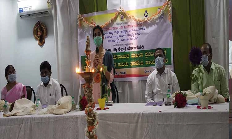 ಗ್ರಾಪಂ ಸಭೆಗಳಲ್ಲಿ ಮಹಿಳೆಯರು ತಪ್ಪದೆ ಪಾಲ್ಗೊಳ್ಳಿ