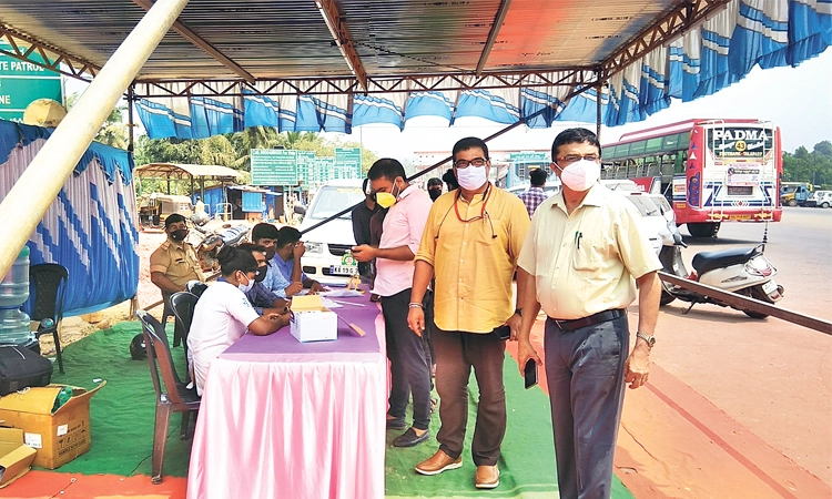 ತಲಪಾಡಿಯಲ್ಲಿ ಕೋವಿಡ್‌ ನಿಗಾ ಘಟಕ ಸ್ಥಾಪನೆ; ಪ್ರಯಾಣಿಕರ ತಪಾಸಣೆ ಆರಂಭ