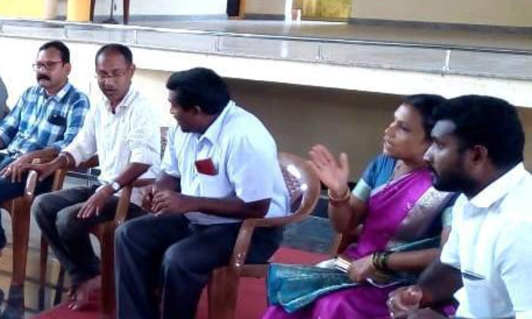 ಹರಿಹರ ಪಲ್ಲತ್ತಡ್ಕ: ವೈನ್‌ ಶಾಪ್‌ಗೆ ವಿರೋಧ, ವಿಶೇಷ ಗ್ರಾಮಸಭೆಗೆ ಆಗ್ರಹ