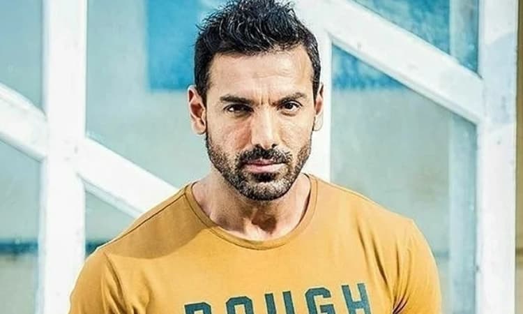 ಒಟಿಟಿ ವಿರುದ್ಧ ಗುಡುಗಿದ ಬಾಲಿವುಡ್ ನಟ ಜಾನ್ ಅಬ್ರಾಹಂ  