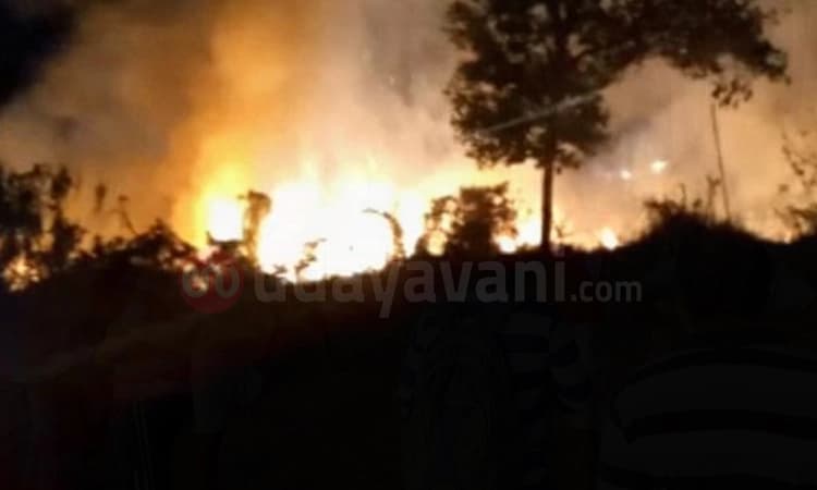 ಸುರತ್ಕಲ್ : NITK ಕ್ಯಾಂಪಸ್ ಬಳಿ ಹುಲ್ಲಿಗೆ ಬೆಂಕಿ