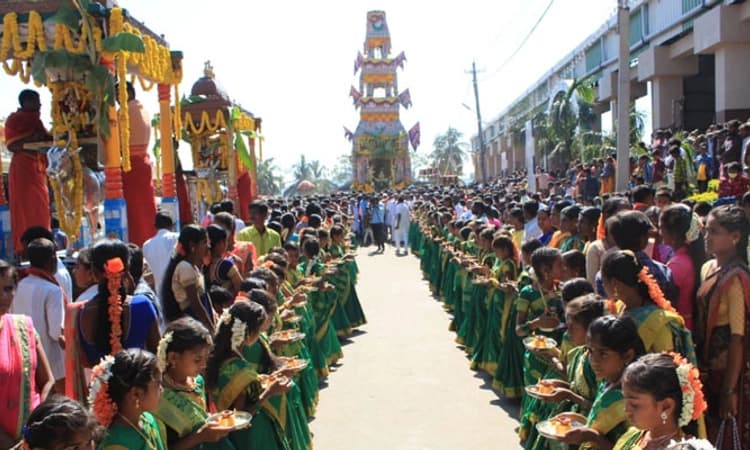 ಮಲೆ ಮಹದೇಶ್ವರ ಬೆಟ್ಟದಲ್ಲಿ ಸಾಂಪ್ರದಾಯಿಕ ಶಿವರಾತ್ರಿ ಮಹಾರಥೋತ್ಸವ