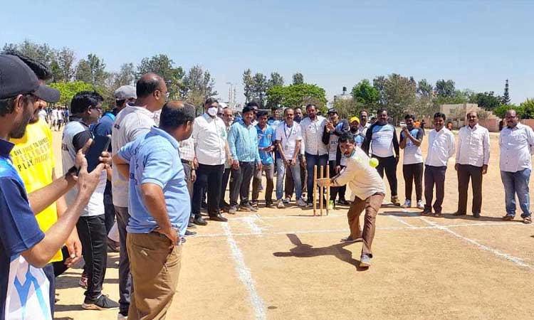 ಕ್ರೀಡಾಕೂಟದಲ್ಲಿ ಸಕ್ರಿಯರಾಗಿ ಪಾಲ್ಗೊಳ್ಳಿ