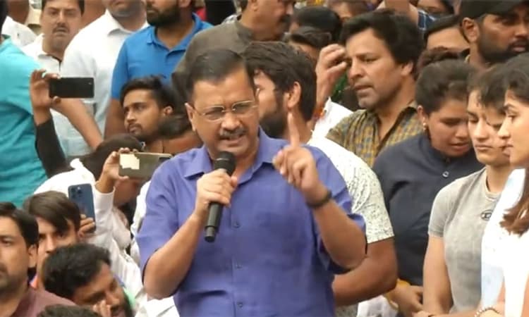 Wrestlers ಪ್ರತಿಭಟನಾ ಸ್ಥಳದಲ್ಲಿ ಅರವಿಂದ್ ಕೇಜ್ರಿವಾಲ್; ಕಠಿಣ ಶಿಕ್ಷೆಯಾಗಬೇಕು