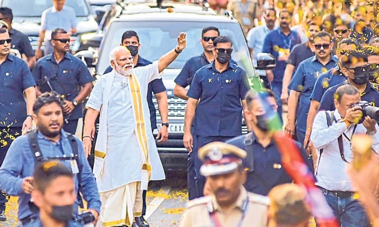 Kerala PM Modi ಮಿಂಚು: ಕೊಚ್ಚಿಯಲ್ಲಿ ಭರ್ಜರಿ ರೋಡ್‌ಶೋ ,ಎರಡು ದಿನಗಳ ಪ್ರವಾಸ