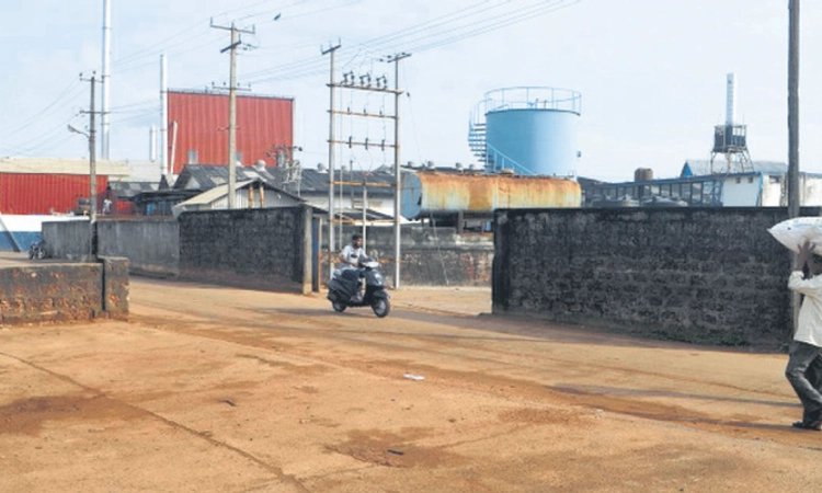 Mangaluru: ಮತ್ತೆ ನಗರಕ್ಕೆ ಕೊಳೆತ ಮೀನಿನ ದುರ್ವಾಸನೆ ಶಿಕ್ಷೆ