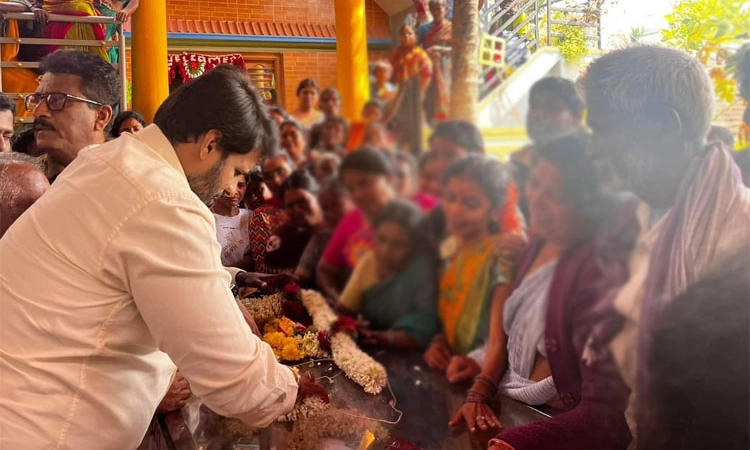 Nagamangala ಕಿರಣ್‌ ಅಂತಿಮ ದರ್ಶನ ಪಡೆದ ನಿಖಿಲ್‌ ಕುಮಾರಸ್ವಾಮಿ