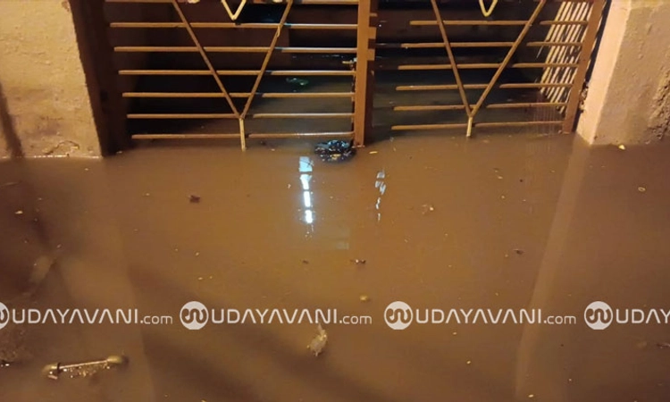 Gadag-Betageri: ಅವಳಿ ನಗರದಲ್ಲಿ ಭಾರಿ ಮಳೆ; ಮನೆಗಳಿಗೆ ನುಗ್ಗಿದ ನೀರು