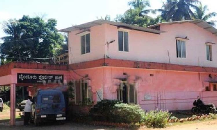 Byndoor:ಹೆಣ್ಣು ಮಗು ಜನಿಸಿದ್ದಕ್ಕೆ ಸೊಸೆಗೆ ಅತ್ತೆ, ಮಾವ,ಅತ್ತಿಗೆಯಿಂದ ವರದಕ್ಷಿಣೆ ಕಿರುಕುಳ