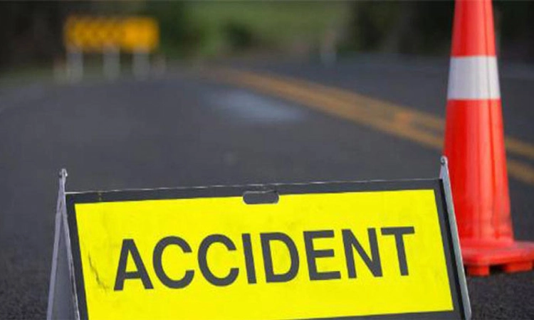 Road Mishap ಉದ್ಯಾವರ: ಬೈಕ್‌ಗೆ ಲಾರಿ ಢಿಕ್ಕಿ: ಸವಾರನಿಗೆ ಗಂಭೀರ ಗಾಯ