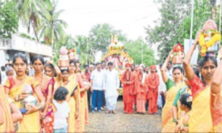 ಬಾಗಲಕೋಟೆ: ಸ್ತ್ರೀಕುಲ ಭಾರತೀಯ ಸಂಸ್ಕೃತಿಯ ರಾಯಭಾರಿಗಳು-ಸಿದ್ದರಾಮೇಶ್ವರ ಸ್ವಾಮೀಜಿ