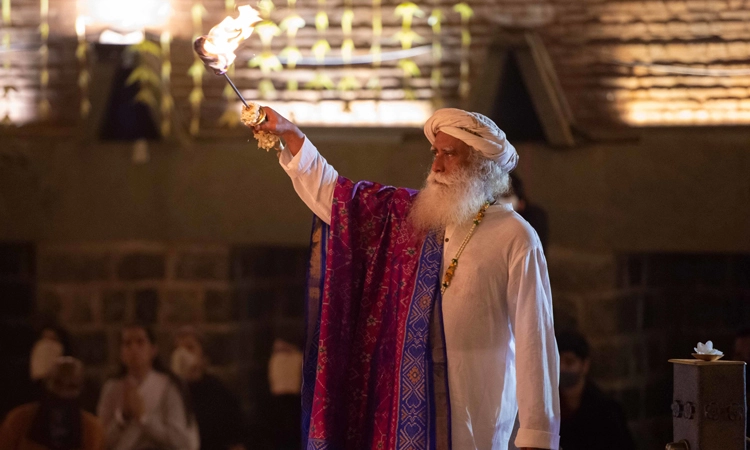 ಈಶಾದಿಂದ ಸಂಭ್ರಮದ ಮಹಾ ಶಿವರಾತ್ರಿ ಆಚರಣೆ
