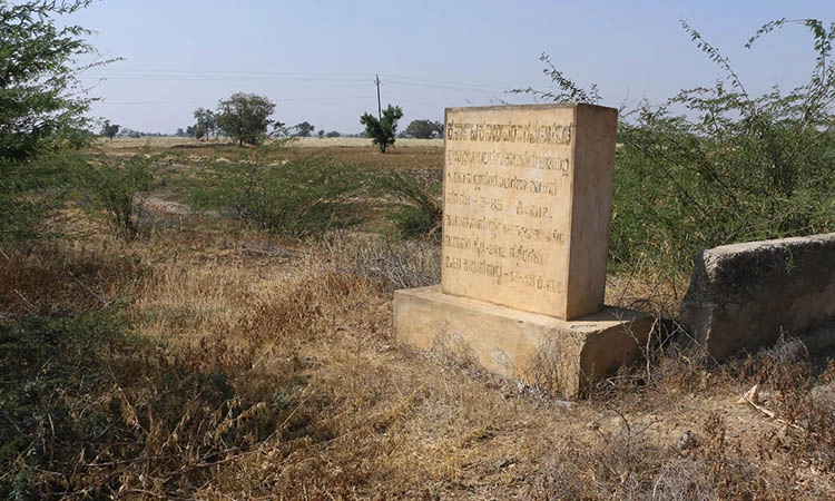 ಬುಡದಲ್ಲೇ ಇರುವ ಕಾಲುವೆಗೆ ಬರಲ್ಲ ನೀರು!