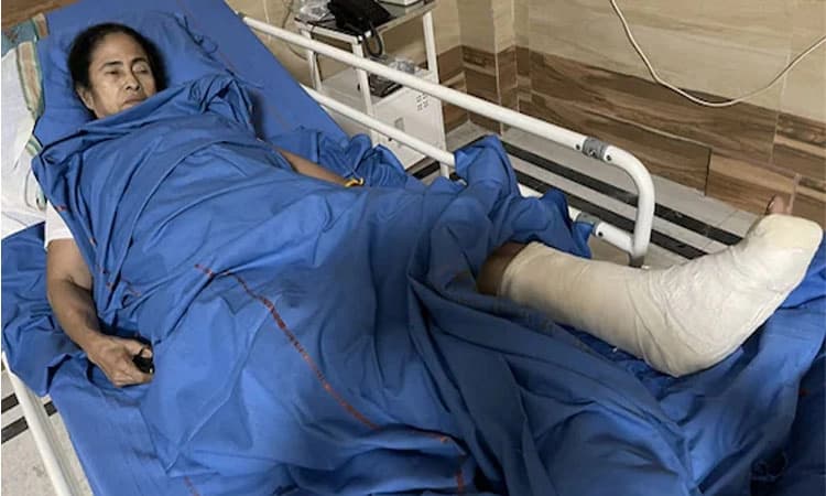 ಪಶ್ಚಿಮ ಬಂಗಾಳ : ಮಮತಾ ಮೇಲೆ ನಡೆದಿದ್ದು ದಾಳಿಯೇ.? ಪ್ರತ್ಯಕ್ಷದರ್ಶಿಗಳು ಹೇಳಿದ್ದೇನು..?