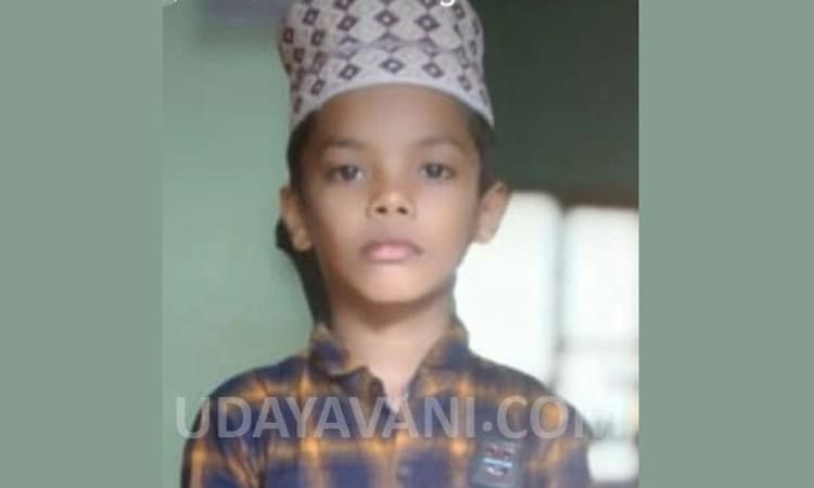 ತಂದೆಯೇ ಚಲಾಯಿಸುತ್ತಿದ್ದ ಲಾರಿಯ ಚಕ್ರದಡಿ ಸಿಲುಕಿದ ಎಂಟರ ಹರೆಯದ ಬಾಲಕ‌ ದಾರುಣ ಬಲಿ!