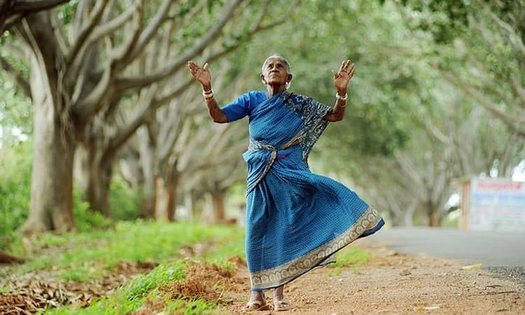 ಪರಿಸರ ಪ್ರೇಮಿ ಸಾಲುಮರದ ತಿಮ್ಮಕ್ಕ