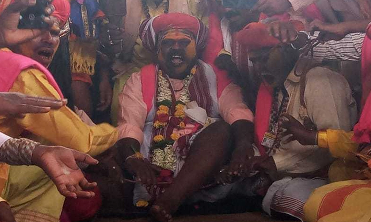 ಮೈನವಿರೇಳಿಸಿದ ಪವಾಡ ಕಾರ್ಯಕ್ರಮ