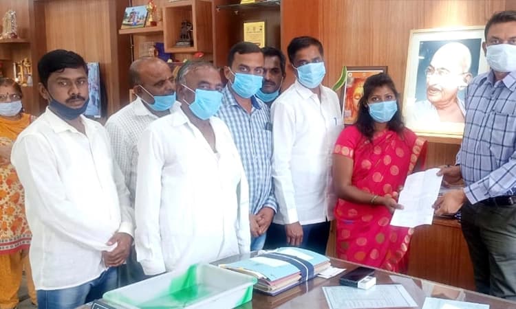 ಮಧುರನಹೊಸಹಳ್ಳಿ ಗ್ರಾಮದಲ್ಲಿ ಕುಡಿವ ನೀರಿಗೆ ತತ್ವಾರ