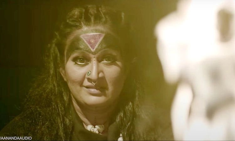 ಸಿಲ್ವರ್‌ಸ್ಕ್ರೀನ್‌ ಮೇಲೆ ರೇಖಾ ಬ್ಲ್ಯಾಕ್‌ ಮ್ಯಾಜಿಕ್‌!