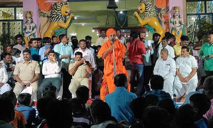 ಜಾತ್ರೆ ಅರ್ಥಪೂರ್ಣವಾಗಿ ಆಚರಿಸಿ