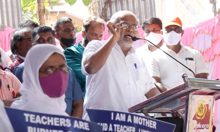 ಶುಲ್ಕ ಕಡಿತ ಅಚಲ : ಶಿಕ್ಷಣ ಸಚಿವ ಎಸ್‌. ಸುರೇಶ್‌ ಕುಮಾರ್‌ ಸ್ಪಷ್ಟನೆ