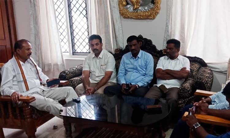 ಪಠ್ಯಕ್ರಮದಲ್ಲಿ ಬೌದ್ಧ ಧರ್ಮ ತೆಗೆದಿರುವುದು ಅಕ್ಷಮ್ಯ: ಧ್ರುವನಾರಾಯಣ