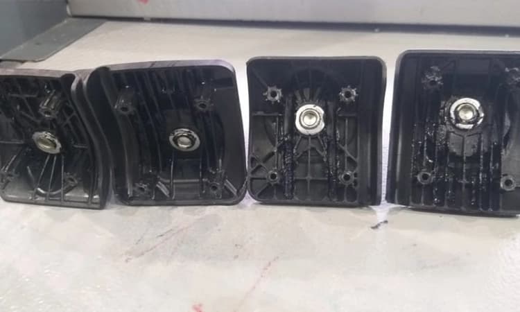 ಮಂಗಳೂರು ವಿ.ನಿಲ್ದಾಣ: ಟ್ರಾಲಿ ಬ್ಯಾಗ್ ಚಕ್ರದಲ್ಲಿ 19 ಲಕ್ಷ ರೂ. ಮೌಲ್ಯದ ಚಿನ್ನ ಸಾಗಾಟ