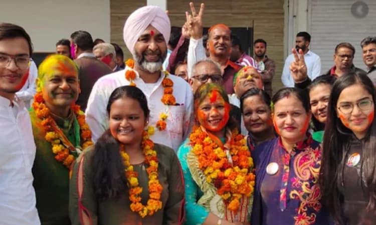 ಪಂಜಾಬ್ ಸ್ಥಳೀಯ ಚುನಾವಣೆ: 53 ವರ್ಷದ ಬಳಿಕ “ಬಟಿಂಡಾ” ಮೇಯರ್ ಹುದ್ದೆ ಕಾಂಗ್ರೆಸ್ ತೆಕ್ಕೆಗೆ