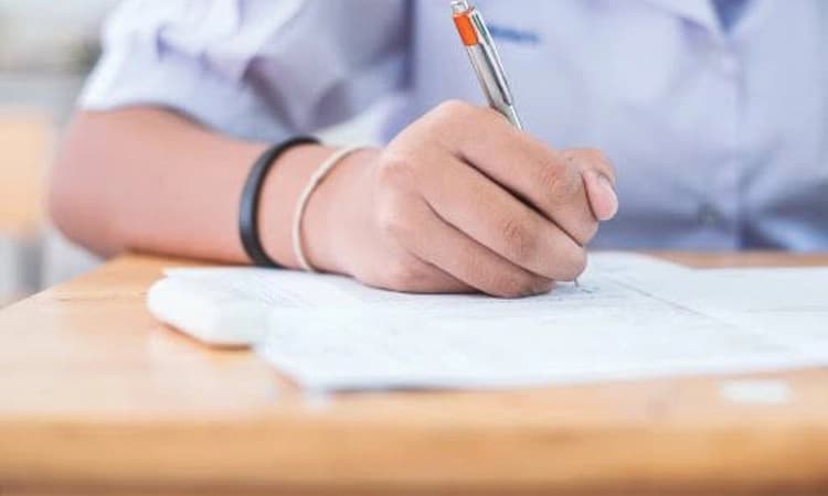 ಆತ್ಮಹತ್ಯೆಗೆ ಯತ್ನಿಸಿದ ಎಸ್ಸೆಸ್ಸೆಲ್ಸಿ ವಿದ್ಯಾರ್ಥಿ