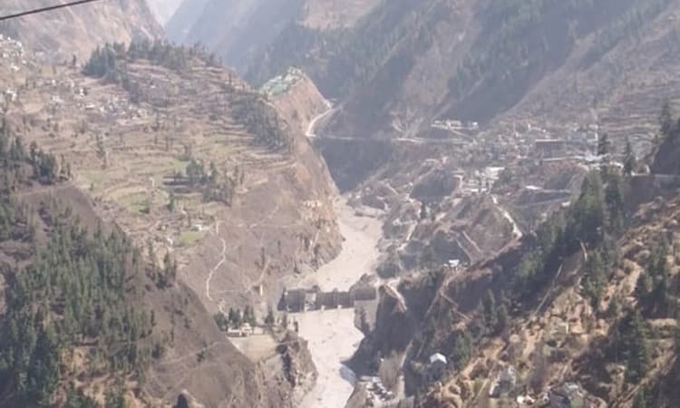 ಉತ್ತರಾಖಂಡ ಹಿಮಪಾತ; ಪ್ರವಾಹ ಪೀಡಿತರ ರಕ್ಷಣೆಗೆ ಕೇಂದ್ರ ಸಿದ್ಧ: ಅಮಿತ್ ಶಾ